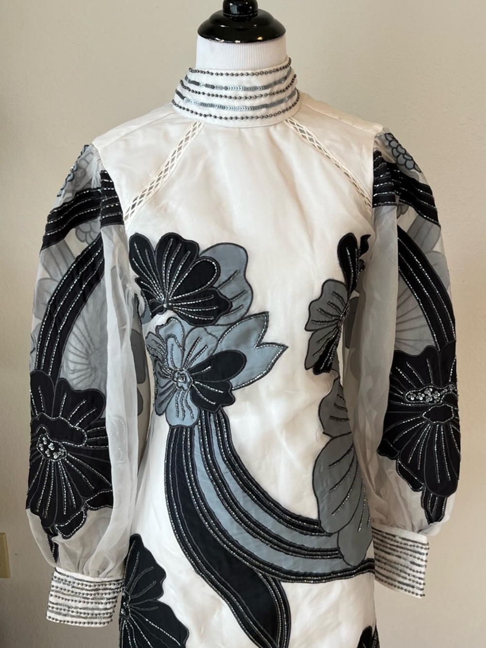 Karen Millen White Sheer-Sleeve Floral Appliqué Tunic